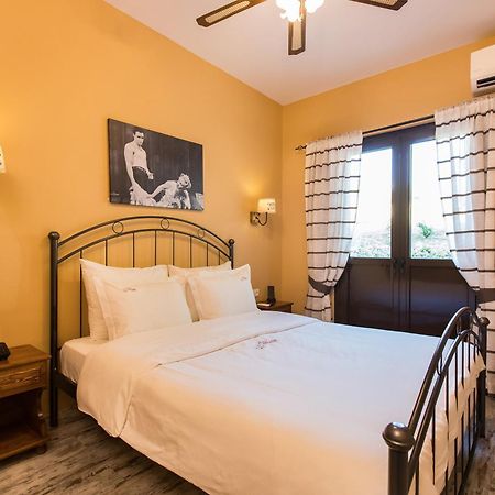Theatro Hotel Odysseon Kalampáka Phòng bức ảnh