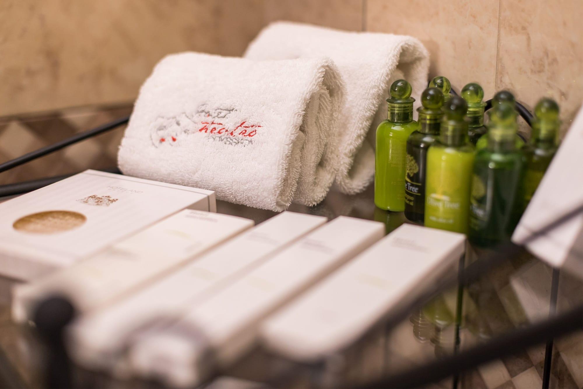 Theatro Hotel Odysseon Kalampáka Ngoại thất bức ảnh