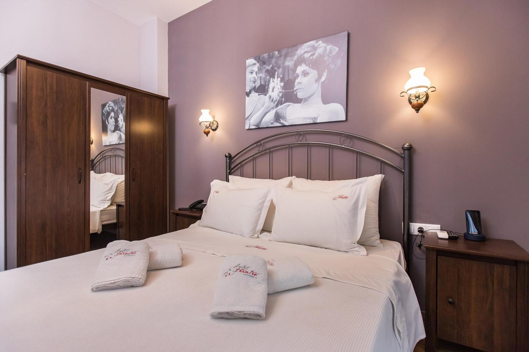 Theatro Hotel Odysseon Kalampáka Phòng bức ảnh