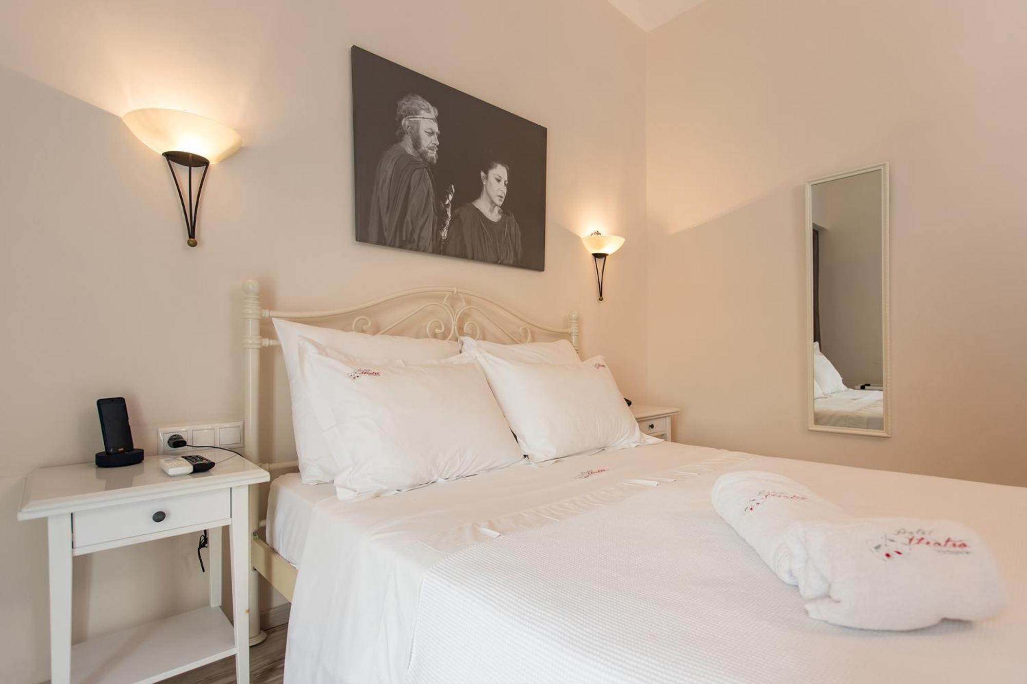 Theatro Hotel Odysseon Kalampáka Phòng bức ảnh
